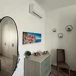 아파트 La Casa Di Genia, Terremarine