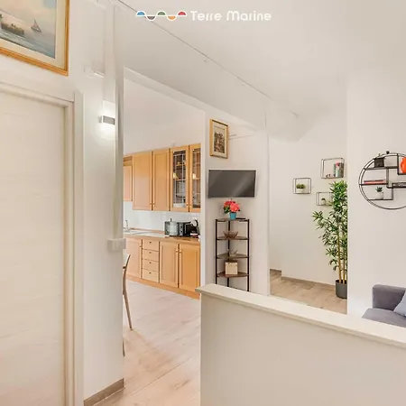 La Casa Di Genia, Terremarine 라스페치아